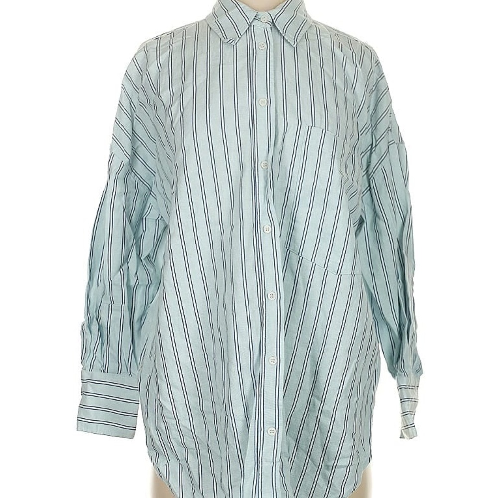 Zara Women’s Light Blue Pinstripe Shirt - Size Small